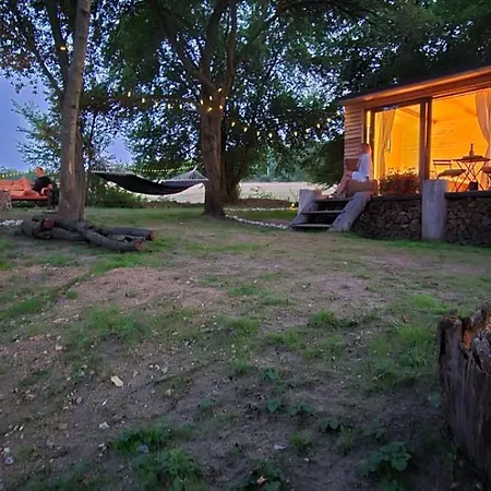 Tiny House - Schoulenka Pod Mirabelkami Hotel Chlumec  Exterior photo